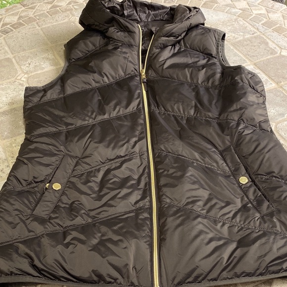 Michael Kors Reversible Down Vest - Picture 1 of 7